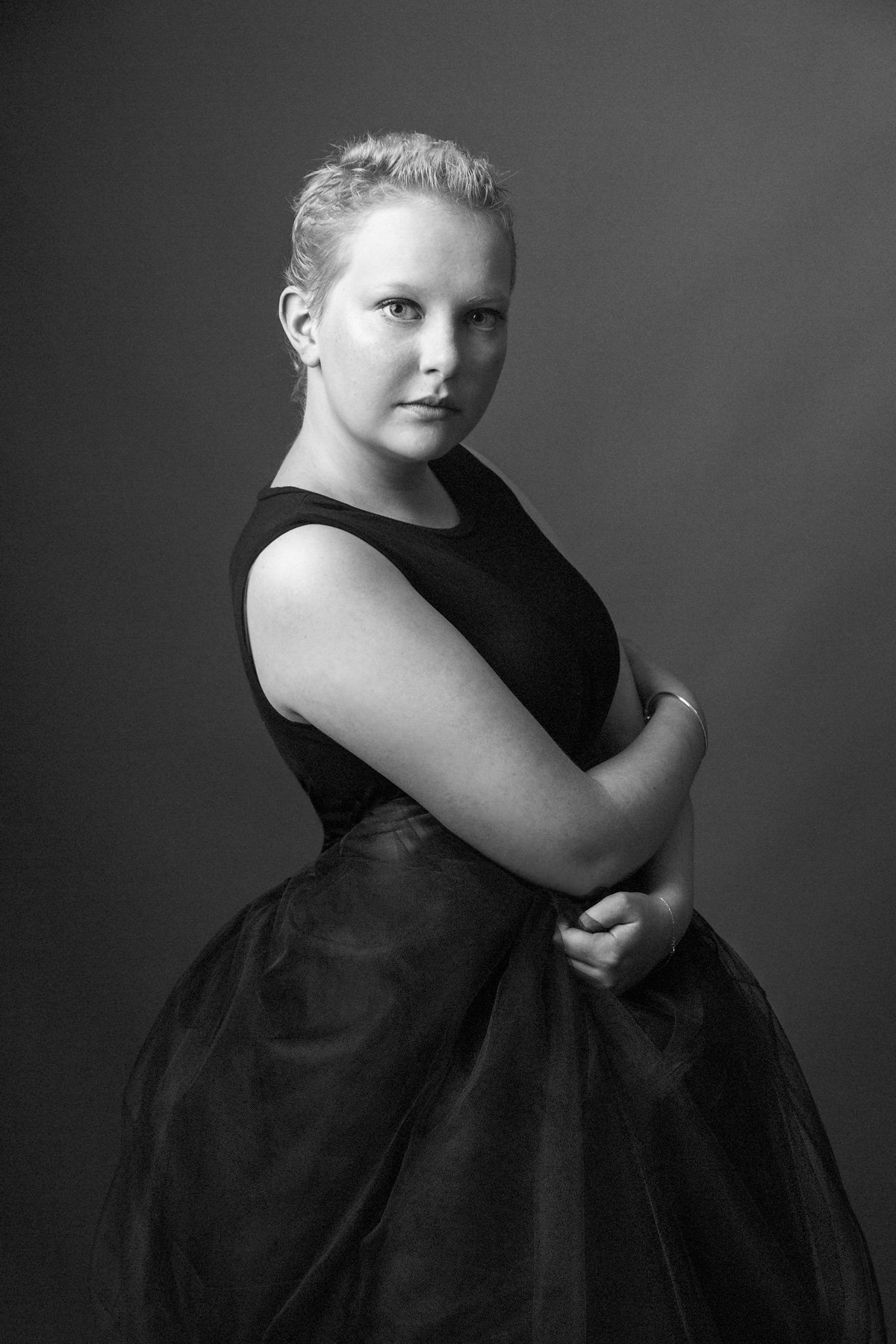 ScarStoriesPhotoshootRW-BW1AnaliaPainoPortraitPhotographer.jpg